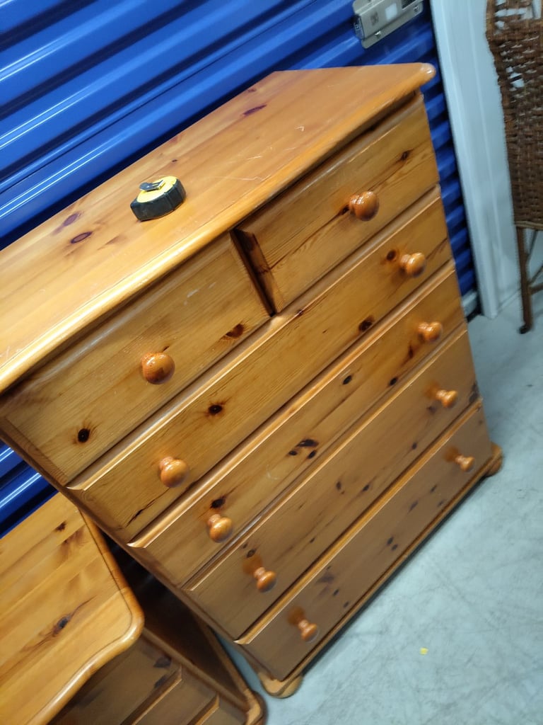 Pine 6 drawer chest of drawers 