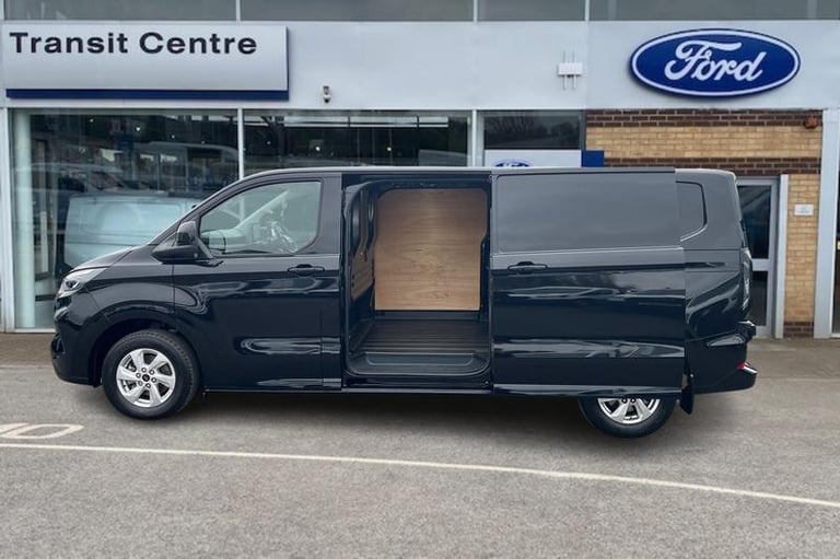 2025 Ford Transit Custom 280 Limited L2 LWB FWD 2.0 EcoBlue 136ps FRONT HEATED WINDSCREEN, CRUISE...