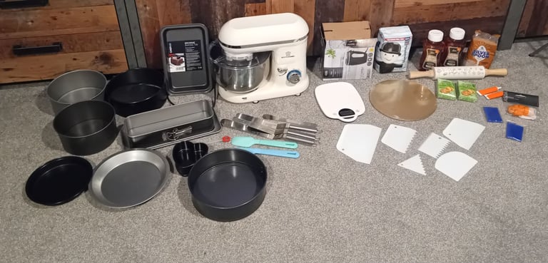 MASSIVE BAKING BUNDLE-NEW/AS NEW