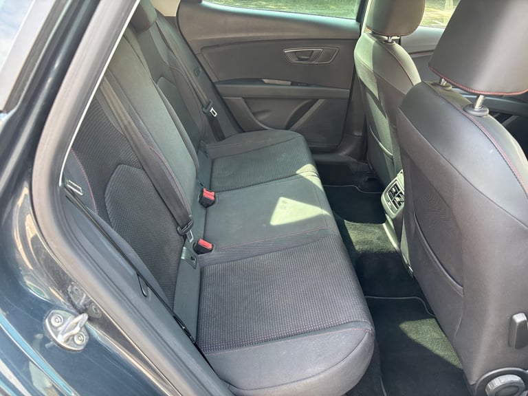 Seat Leon fr 1.5 petrol 2018 plate only 35,000 miles 