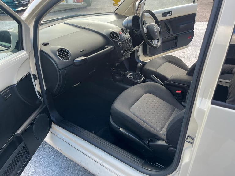 2010 Volkswagen Beetle LUNA 1.6 16v PETROL PX WELCOME 