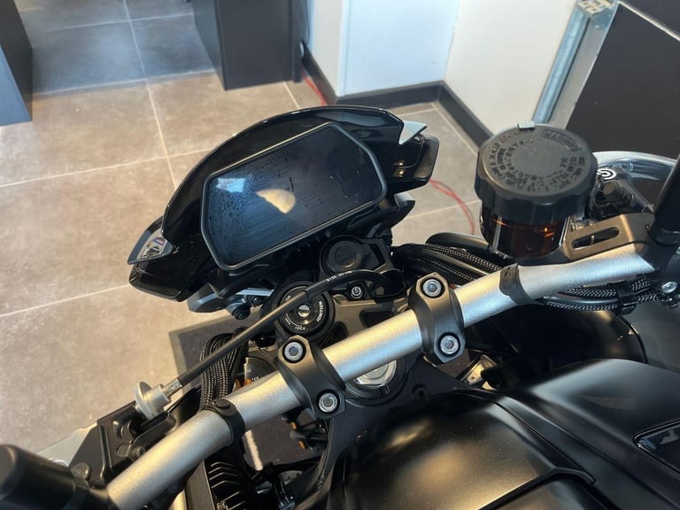 2022 Yamaha MT-10 MTN1000 black Manual