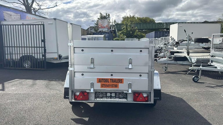 BRAND NEW 7,7FT X 4,2FT TWIN AXLE DOUBLE BROADSIDE TRAILER 750KG UN BRAKED