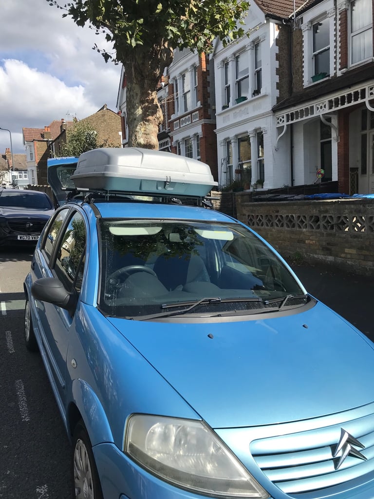 Roofrack and storage box