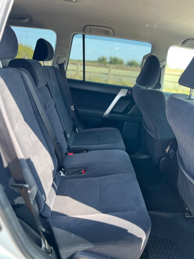 2022 Toyota Land Cruiser 2.8D Active Auto 4WD Euro 6 (s/s) 5dr (7 Seat) ESTATE Diesel Automatic