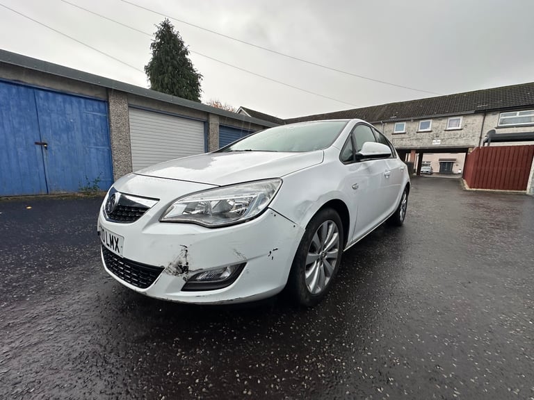 Vauxhall, ASTRA, Hatchback, 2010, Manual, 1398 (cc), 5 doors