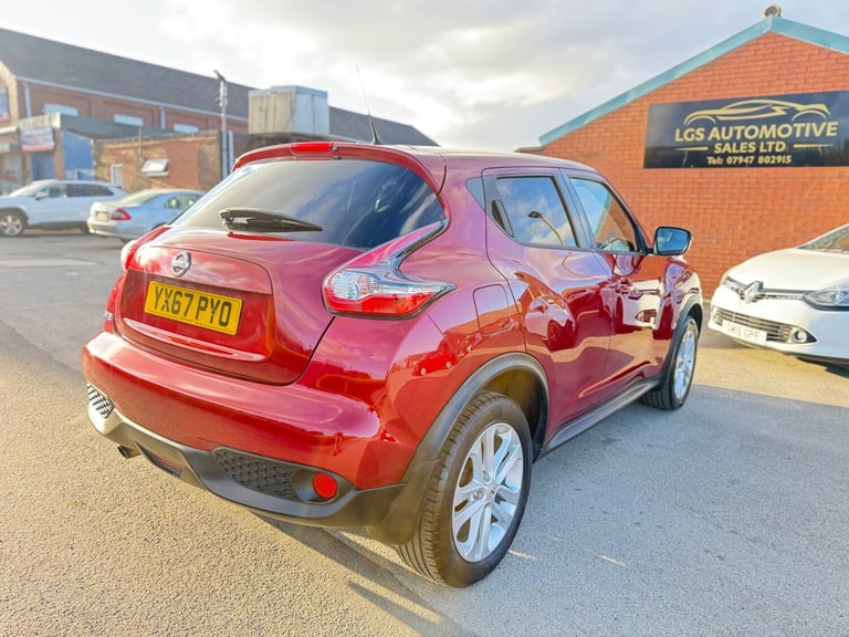 2017 Nissan Juke 1.2 DiG-T N-Connecta 5dr HATCHBACK Petrol Manual