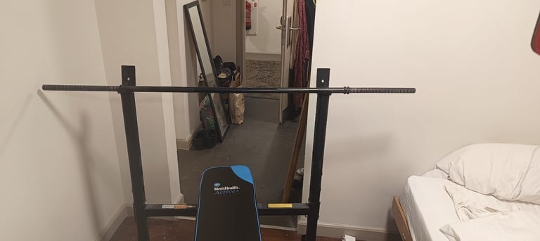 Bench press and Lat Pulldown machine
