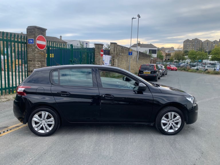2014 Peugeot 308 1.6 HDi 92 Active 5dr HATCHBACK Diesel Manual