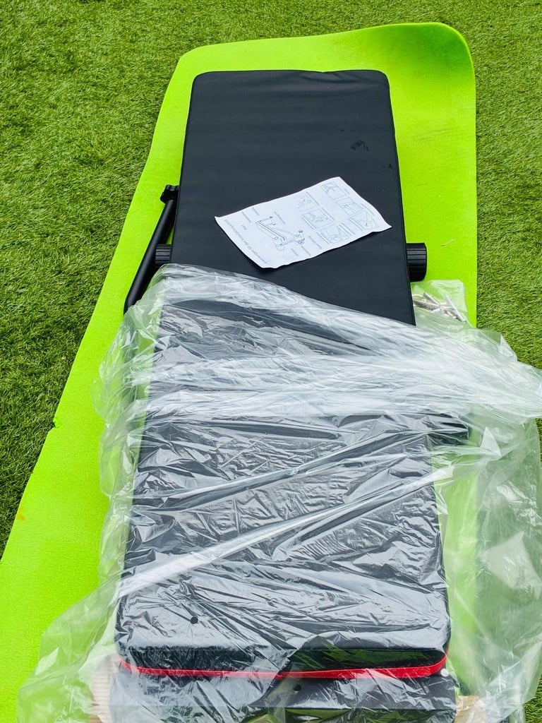 Exercise bench