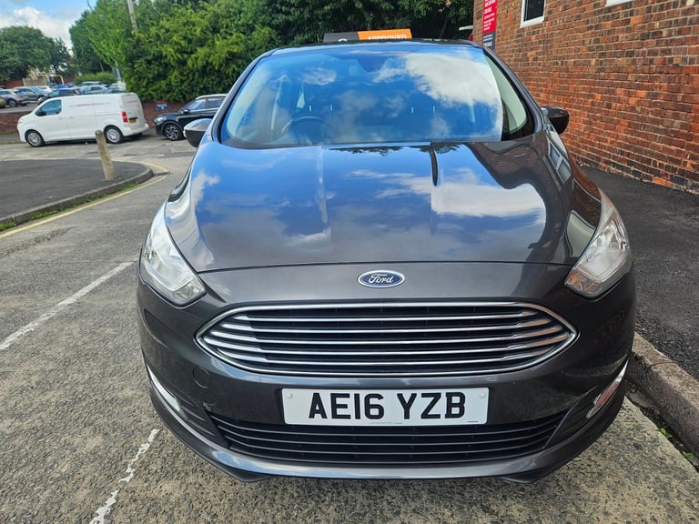 Ford C-Max 1.5 tdci titanium mpv in spotless condition 