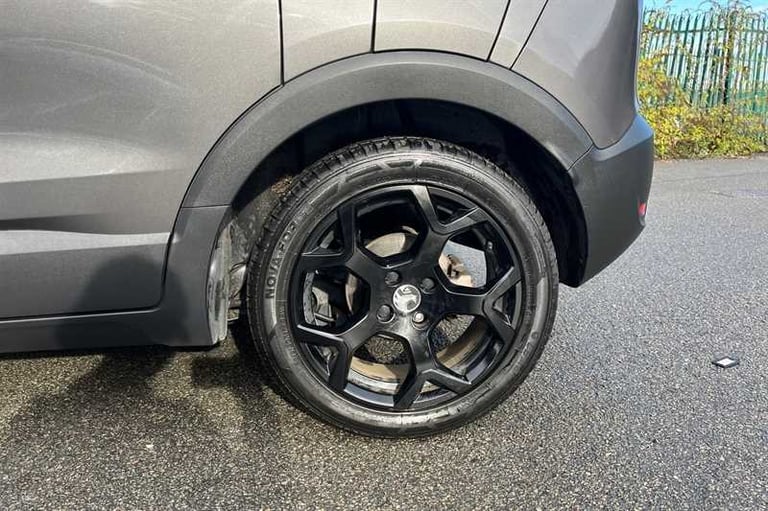 2021 Vauxhall Crossland 1.2i (83 PS) Griffin 5 Door Petrol SUV *** 1 Private Owner from New ***  ...