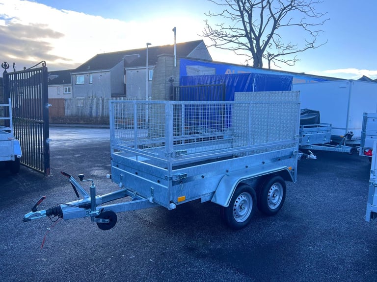 New 8,2ft x 4,3ft twin axle trailer with 60cm mesh and ramp 1300kg braked