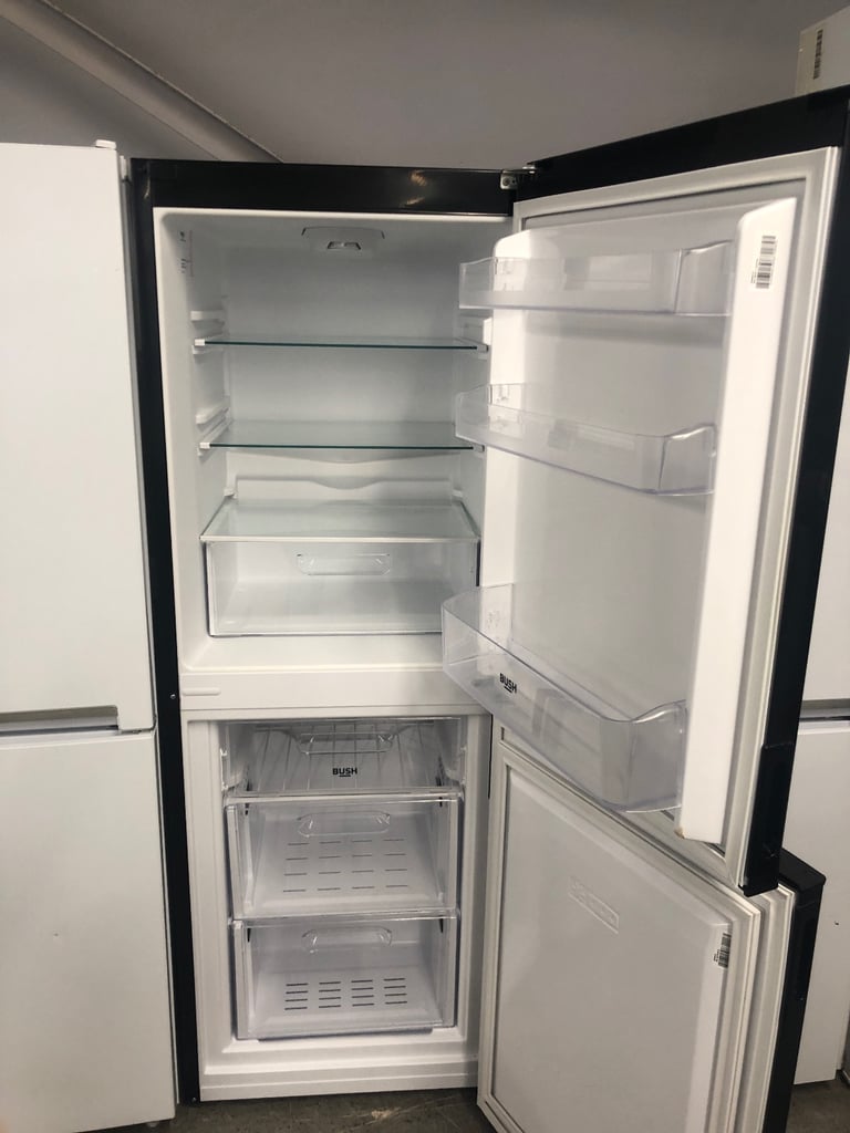 🚚SALE NOW ON🚚BUSH 50/50 FRIDGE FREEZER WITH WARRANTY 