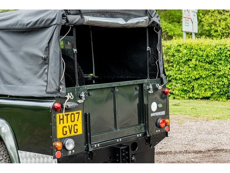 2007 Land Rover Defender 110 County Double Cab Diesel Manual