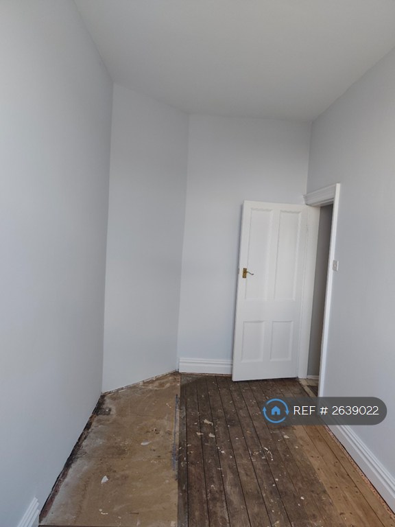 2 bedroom house in Stanley Road, Huddersfield, HD3 (2 bed) (#2639022)