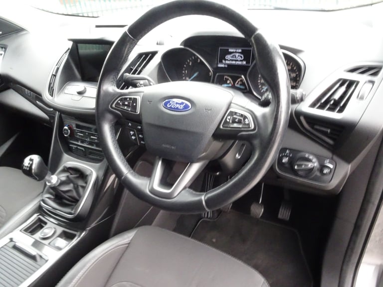 2.0 TDCi Titanium 5dr 2WD *APPLE CAR PLAY +FSH +SATNAV +REV CAM +2 KEYS