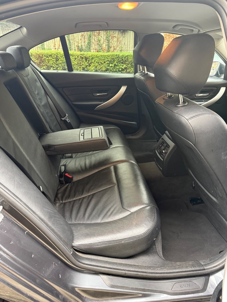 BMW, 3 SERIES, Saloon, 2012, Manual, 1995 (cc), 4 doors