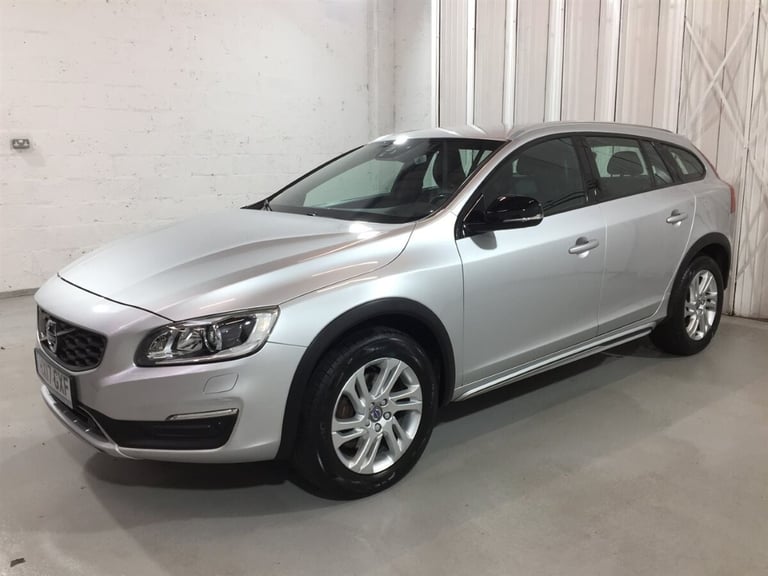 2018 Volvo V60 D3 [150] Cross Country SE 5dr ESTATE Diesel Manual