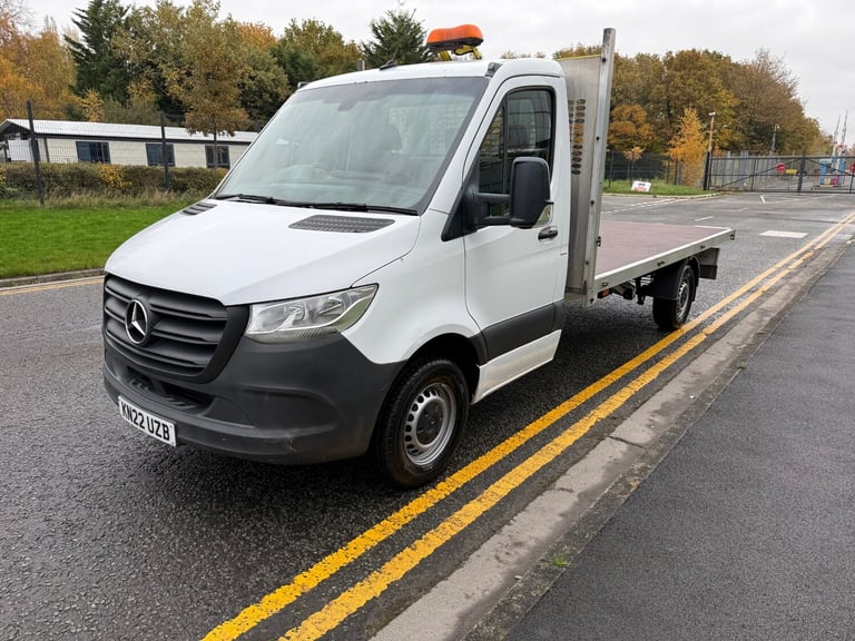 2022 Mercedes-Benz Sprinter 3.5t Progressive Chassis Cab FLATBED  CHASSIS CAB Diesel Manual