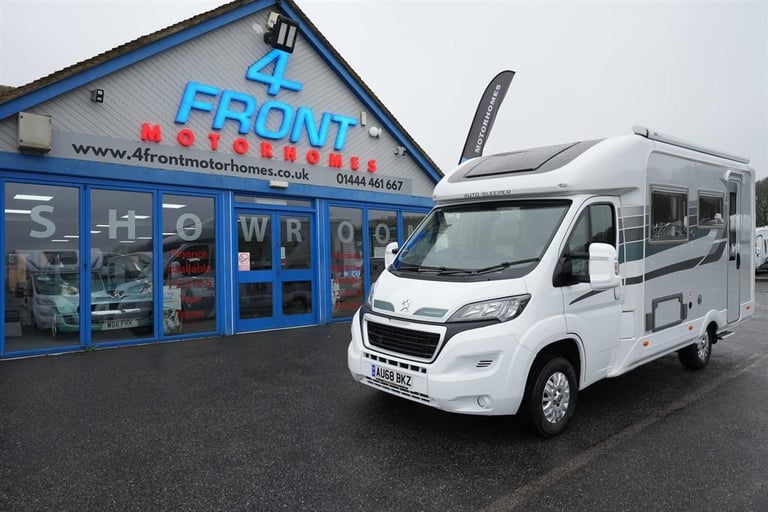 Auto-Sleepers Broadway EB PEUGEOT 2 BERTH 2 TRAVEL SEAT MOTORHOME