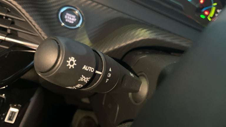 2024 Peugeot 208 50kWh E-Style Hatchback 5dr Electric Auto (7.4kW Charger) (136 ps) Hatchback Ele...