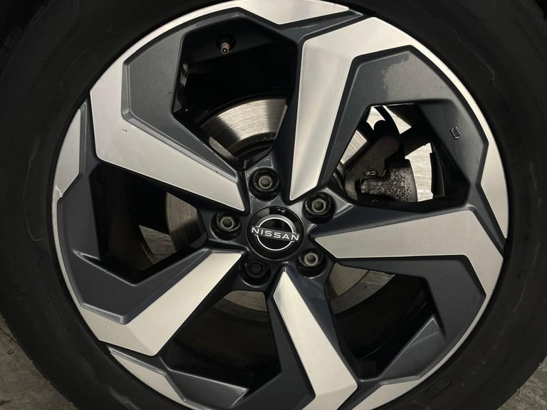 2022 Nissan Qashqai 1.3 DIG-T MHEV N-Connecta Euro 6 (s/s) 5dr HATCHBACK Petrol/Electric Hybrid M...