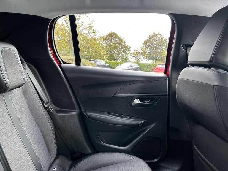 2023 Peugeot 208 1.2 PureTech Allure Premium + Hatchback 5dr Petrol EAT Euro 6 (s/s) (130 ps Hatc...