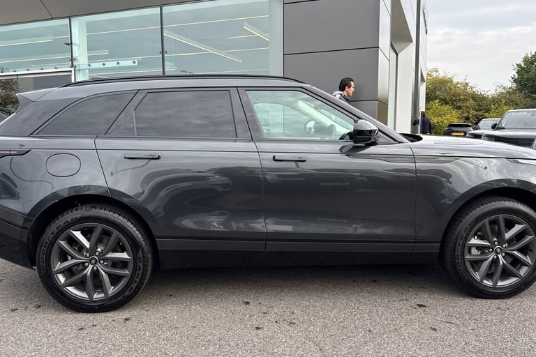 2025 Land Rover Range Rover Velar 2.0 D200 MHEV Dynamic SE 5dr SUV DIESEL Automatic