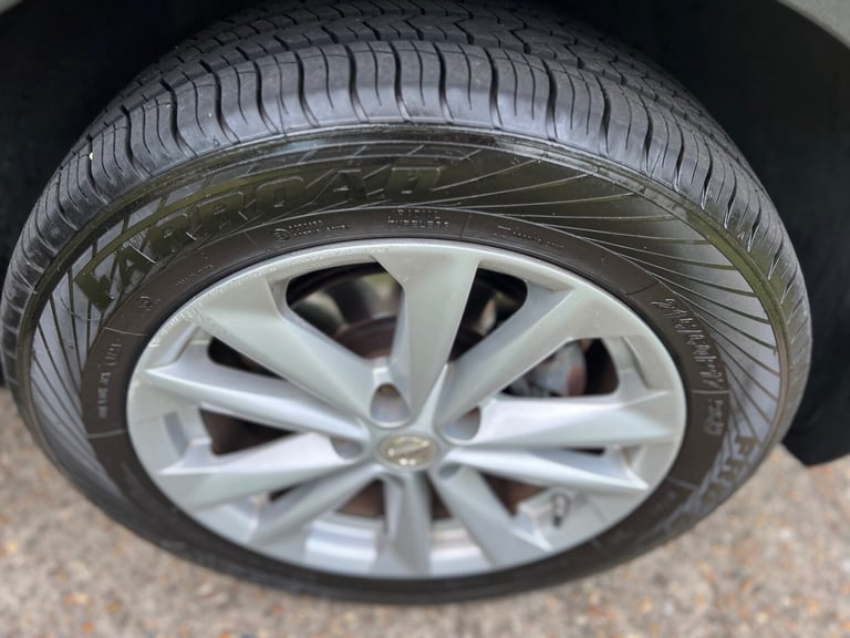 2014 Nissan Qashqai 1.2 DiG-T Acenta Premium 5dr HATCHBACK Petrol Manual