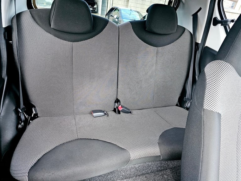 2013 Toyota AYGO 1.0 VVT-i Fire 5dr HATCHBACK Petrol Manual