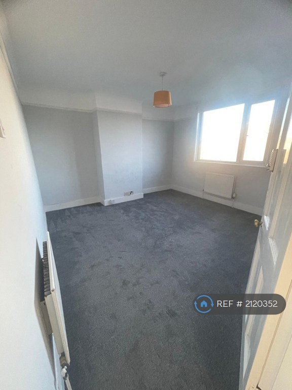 3 bedroom house in Brighton Road, Lancing/ Shoreham, BN15 (3 bed) (#2120352)