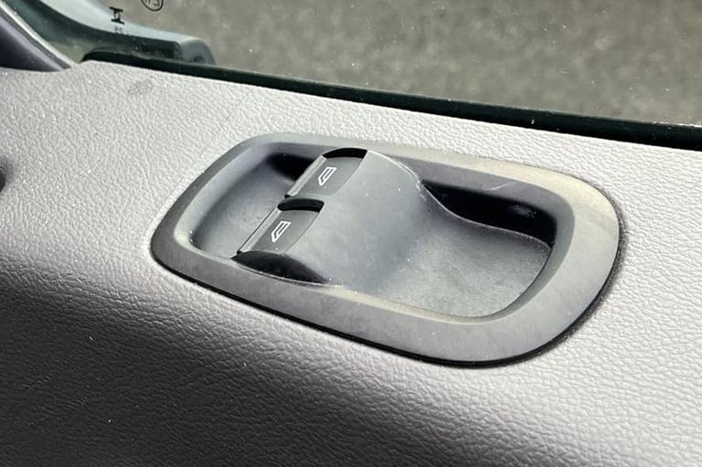 2025 Ford Transit 2.0 EcoBlue 170ps H2 Limited Van PANEL VAN DIESEL Manual