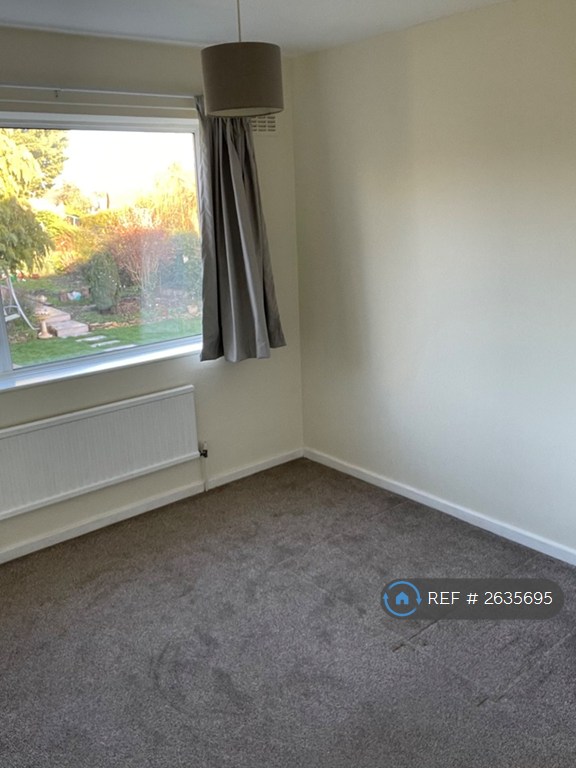 3 bedroom house in Shelbourne Road, Stratford-Upon-Avon, CV37 (3 bed) (#2635695)