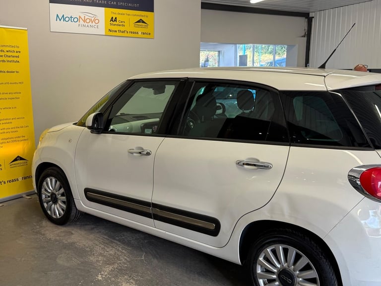 2014 Fiat 500L 1.6 Multijet 105 Pop Star 5dr MPV DIESEL Manual