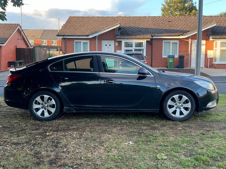 2011 Vauxhall Insignia 1.8i 16V SRi 5dr HATCHBACK Petrol Manual