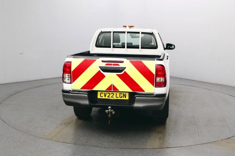 2022 Toyota Hilux 2.4 D-4D Active Pickup Double Cab 4WD 150 BHP Euro 6 ULEZ Free PICKUP Diesel Ma...