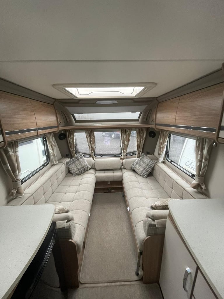Coachman VIP 460/2 2 berth 2016