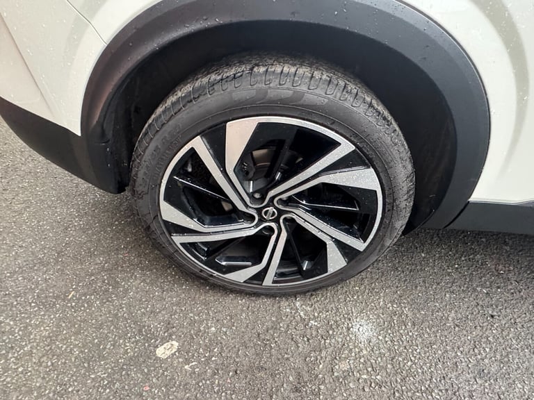 2021 Nissan Qashqai 1.3 DiG-T MH 158 Tekna+ 5dr Xtronic Hatchback Petrol Automatic