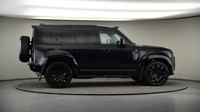 2023 Land Rover Defender 110 3.0 D300 MHEV X-Dynamic HSE SUV 5dr Diesel Auto 4WD Euro 6 (s/s) (30...