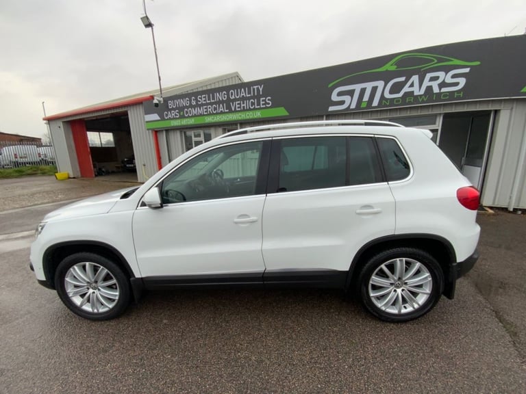 2015 Volkswagen Tiguan 2.0 TDI BlueMotion Tech Match Edition SUV 5dr Diesel DSG 4WD Euro 6 (s/s) ...