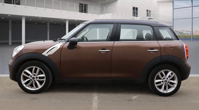 2013 MINI Countryman 1.6 Cooper D 5dr 1 OWNER FROM NEW 12 SERVICES  HATCHBACK Diesel Manual