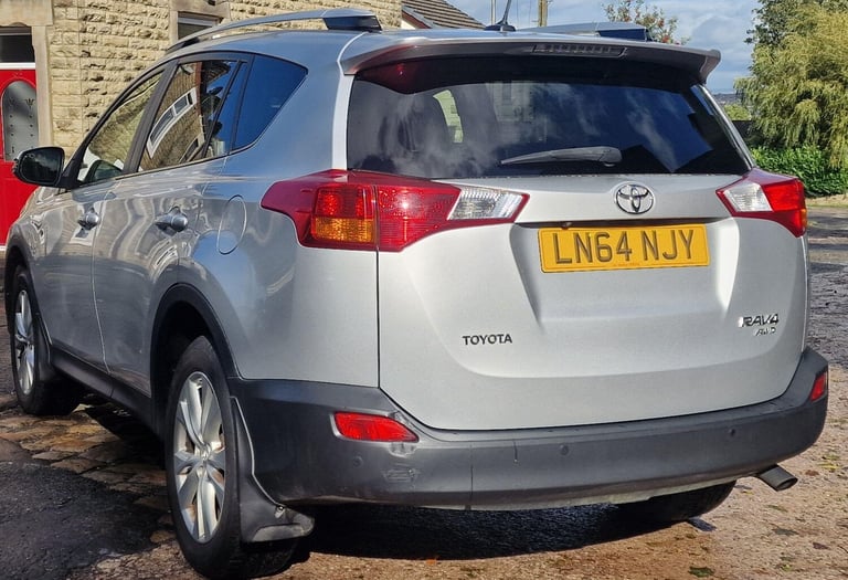 2014 Toyota RAV4 2.0 D-4D Invincible 4WD Euro 5 (s/s) 5dr ESTATE Diesel Manual