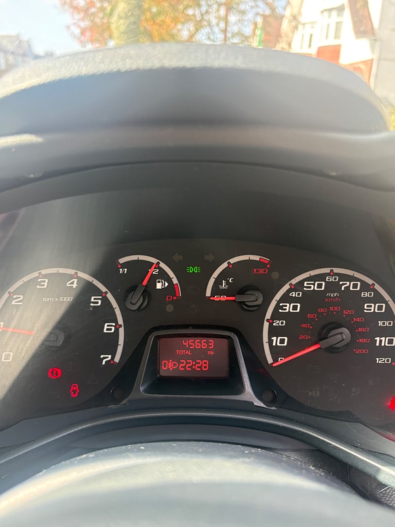 Ford, KA, Hatchback, 2012, Manual, 1242 (cc), 3 doors