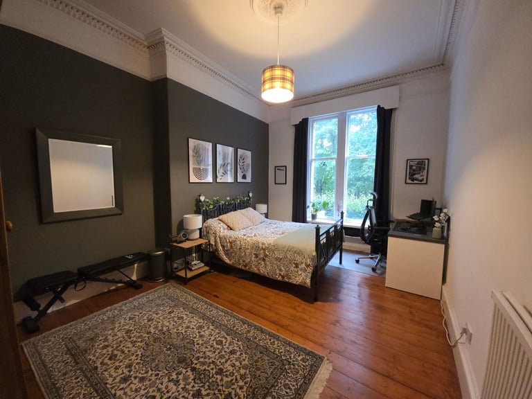 2 Bedroom Glasgow West End Flat (short let)