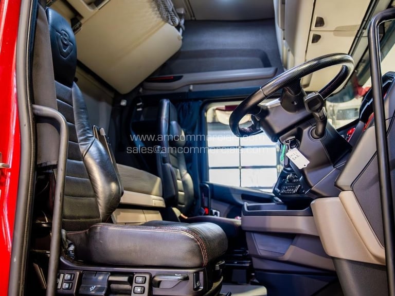 2021 (21) SCANIA 580S V8 HIGHLINE 6X2 TAG AXLE