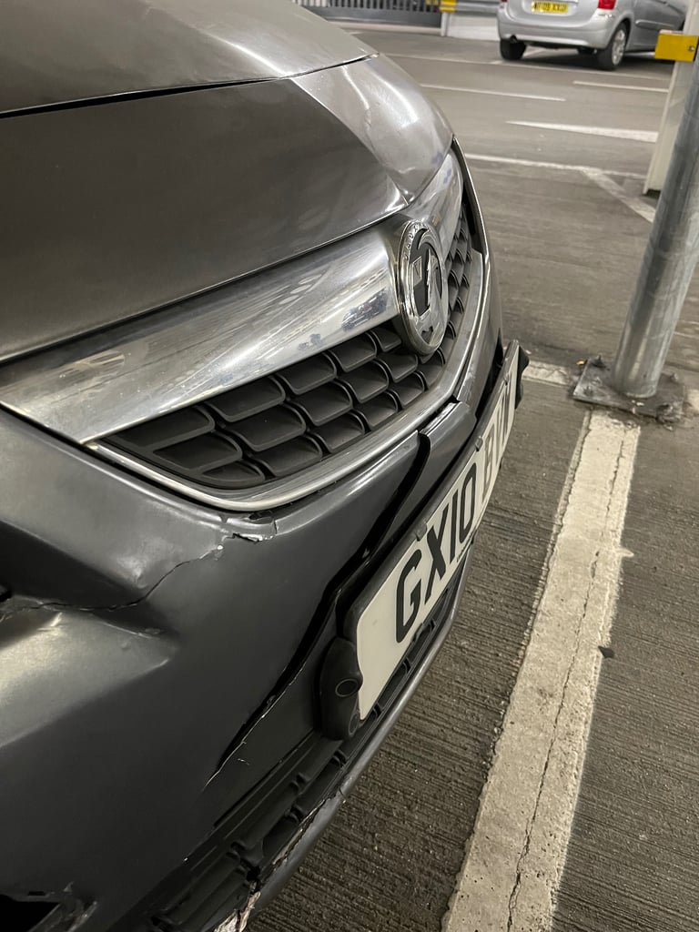 Vauxhall, ASTRA, Hatchback, 2010, Manual, 1598 (cc),5 doors - Image 2