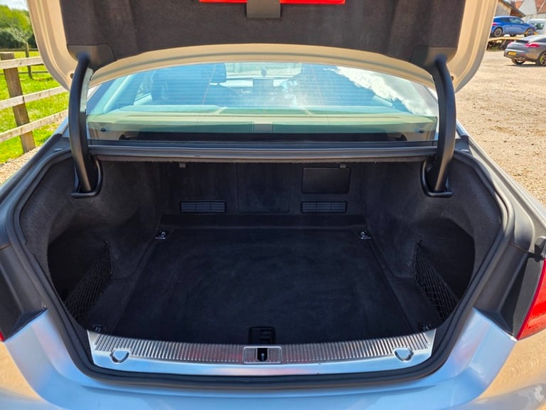 Audi A8 TDI QUATTRO SE EXECUTIVE