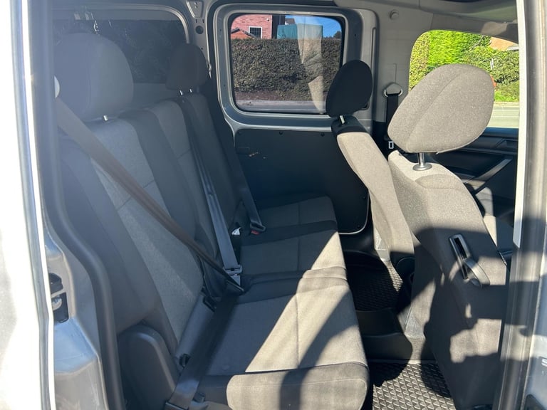 2018 Volkswagen Caddy Maxi 2.0 TDi C20 Maxi FWD 5dr (Window) WINDOW VAN Diesel Manual