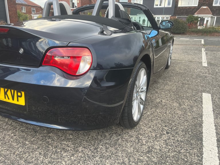 BMW, Z4, Convertible - can deliver locally 